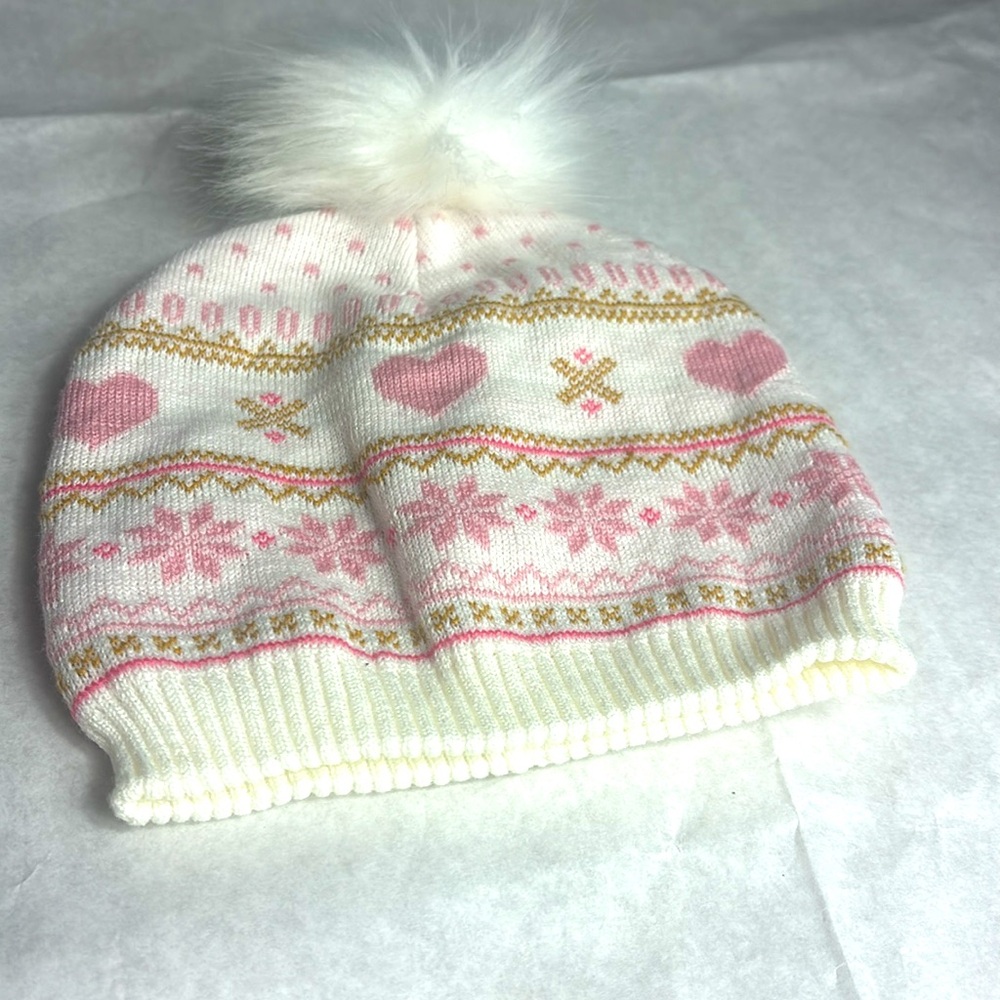 Toby girl winter Athleisure hat with Faux Fur Pom Pom. Color cream /white/ pink